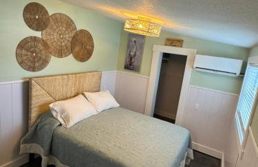 Castaway on Treasure Island NPR - Foto 5