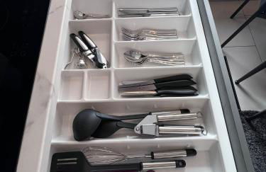 Güden Pearl Bhaven Deck 6 ,Exklusive große Wohnung,Hochwertige Ausstattung,Privatparkplatz & Carport,Großer Garten mit Gartenhaus,Langzeitaufenthalt - Foto 39