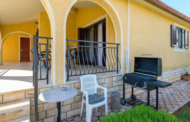 Spacious Apartment With Garden - Foto 17