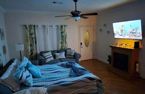 Peaceful Stay Near Biloxi Coast | 3 beds, 1 bath - Foto 24