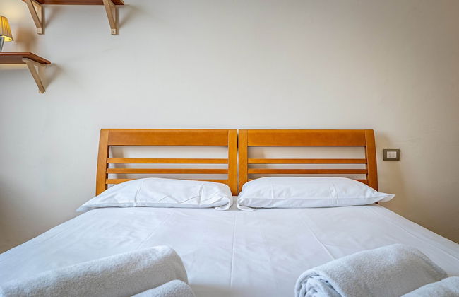 YiD elegant near tramvia - Photo 6