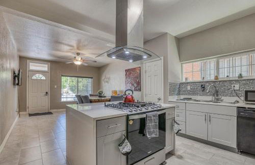 Close to All, Restful Duplex A in Downtown, UTEP, Hospitals - Foto 32