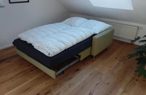 Ferienwohnung unterm Dach mit Alpenblick - Foto 6