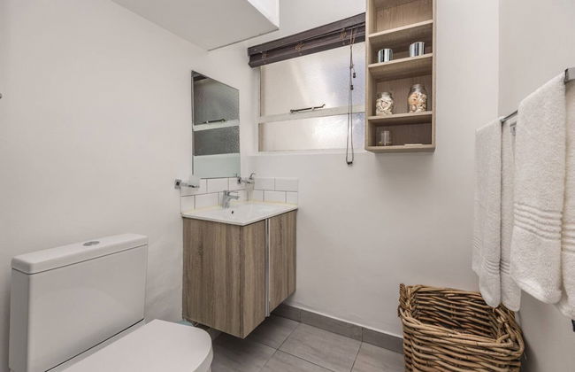 Centrally Located 2 Bedroom Apartment in Cape Town - Foto 9