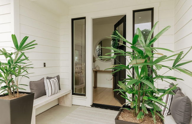 Mediterranean Modern Steps to Beach Dining w Spa - Photo 79