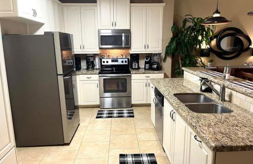 King Suite, 2 Bed 2 Bath, Sleeps 6 - Foto 11