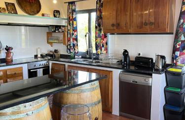 Welcome to Casa Fitz with Ocean Views and Air Conditioning - Photo 17