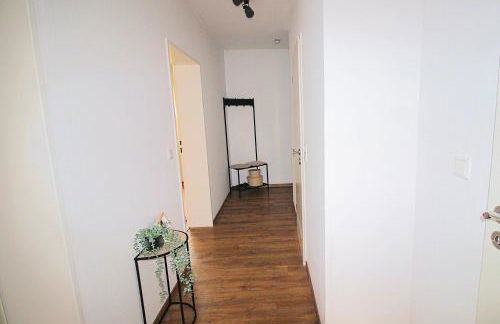 Cozy Apartment with Balcony - Foto 5