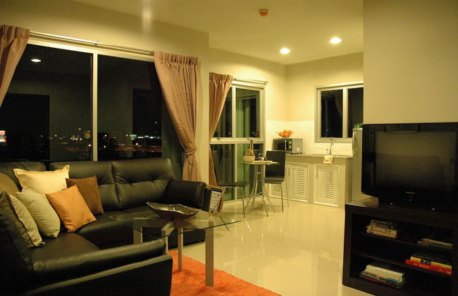 Bangkok Living - Photo 14