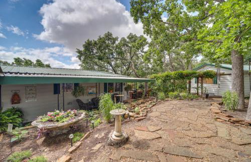 Lakefront Canadian Gem Fire Pit, Decks and Grills - Foto 29