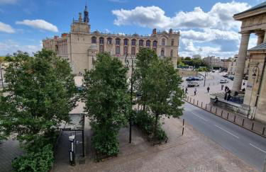 Face château St Germain en Laye, appartement 4 à 6 personnes, 23 min de Paris Champs-Elysées - Foto 6
