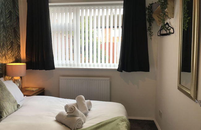 Modern 3-bed House With Parking Bamber Bridge, Preston - Foto 19