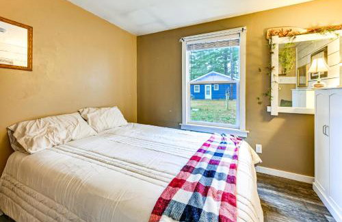 1 Mi to Lake Arbutus Pet-Friendly Home, Fire Pit - Foto 10