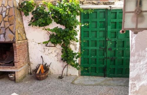 Charming House in El Poyo del Cid with Garden and Terrace - Foto 26