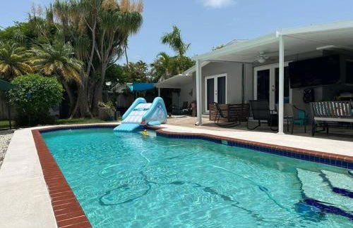 Heated Pool Private Duplex House, BBQ, Parking, WiFi - Foto 48