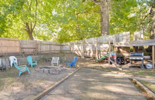 Central Akron Stay! Large Victorian Home with Yard - Foto 4