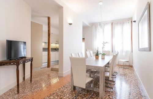 Casanova Deluxe Apartment by Wonderful Italy - Photo 42