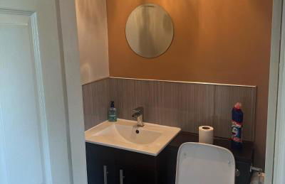 Entire 2 bedroom house. - Foto 7