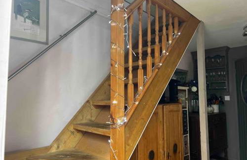 Quirky 1 bedroom barn on the river in Arundel - Foto 3