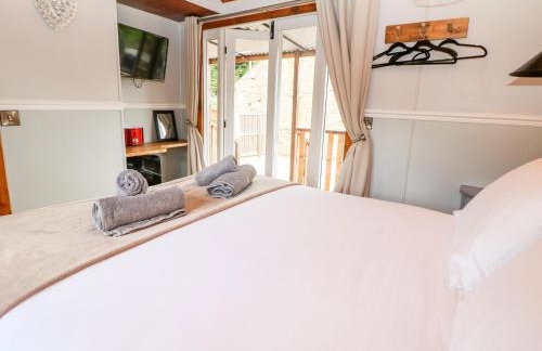 2 Pheasant Lane - Foto 22