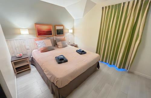 Cottage avec Parking gratuit - piscine et jeux - Foto 24