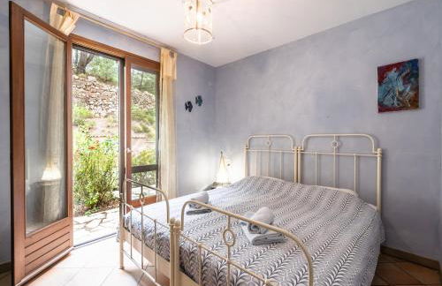 Charming French Villa with Pool - Foto 15