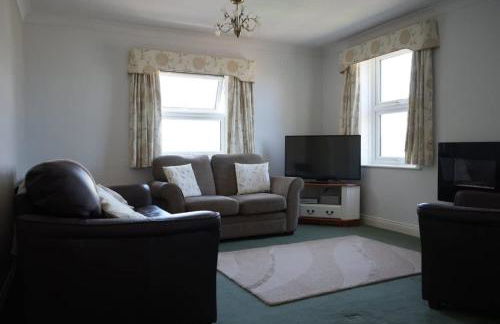 Fabulous High Street Townhouse With Stunning Views & Parking at 'Eagles Nest' - Foto 13