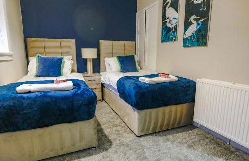 Mayfield House - Photo 2