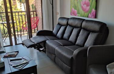 Apartamento cerca del centro con parking gratuito - Photo 3