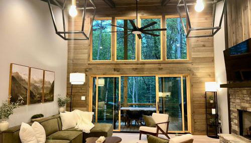 Lux Blue Ridge Cabin, Hot tub, Swing, PingPong! - Foto 2