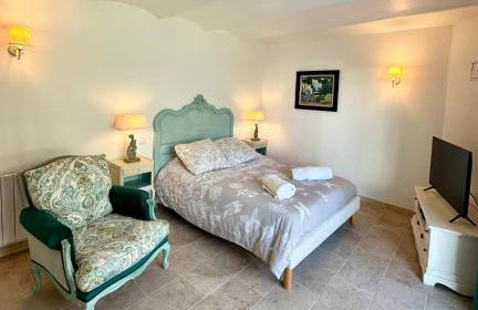 T2 Centre-Ville avec Grand Espace Vert - 15mn des Plages - Photo 9