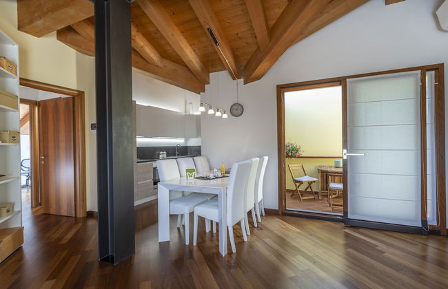 New Deal - APT with Terrace & Jacuzzi - Foto 7