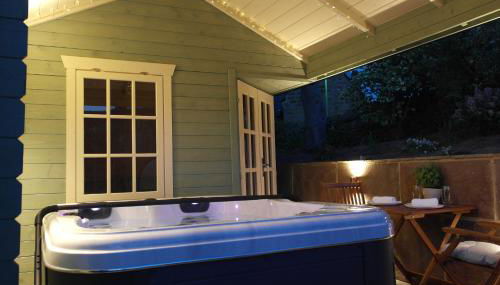 Ashford house 'The Snug' private hot tub - Foto 3, Garden, Garden view