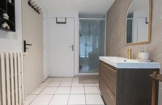 Loft Station Parking Video Projector near Tours - Photo 64