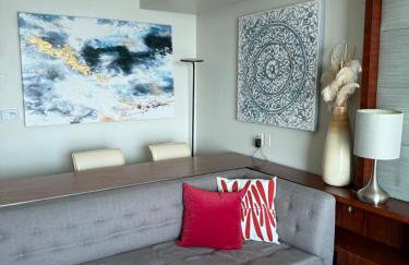 Luxury Building with Ocean Views in Downtown - Foto 6