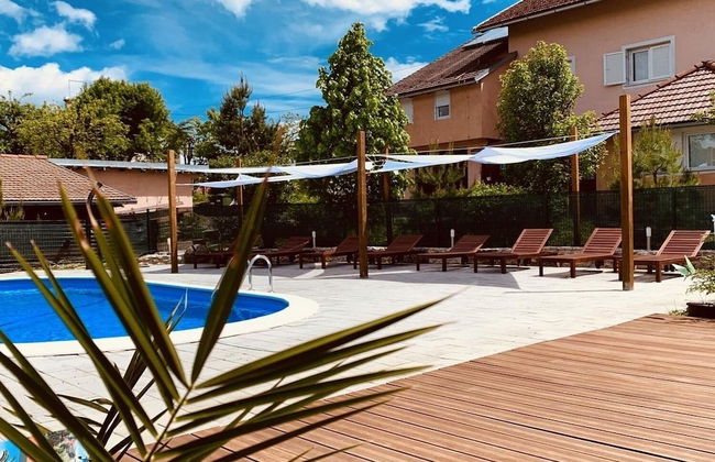 Mar - With Pool - R6 - Foto 13