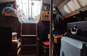 Sailboat land and sea, vegetated - Foto 6