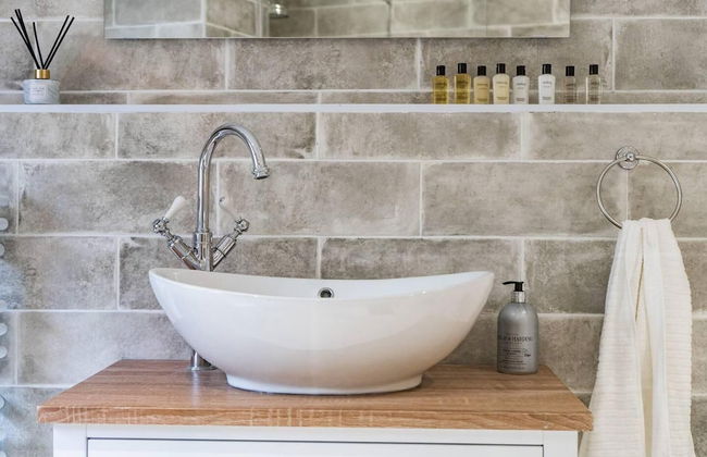 Livestay - 2 Bed Hollywood Movie Themed Apt - Foto 34