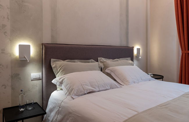 BURANELLI CHARME ROOMS - Photo 24