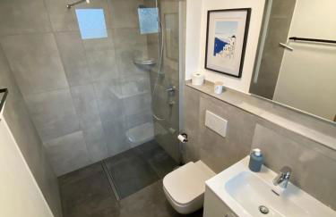 Schöne zentrale 2 Zimmer Wohnung - Foto 8