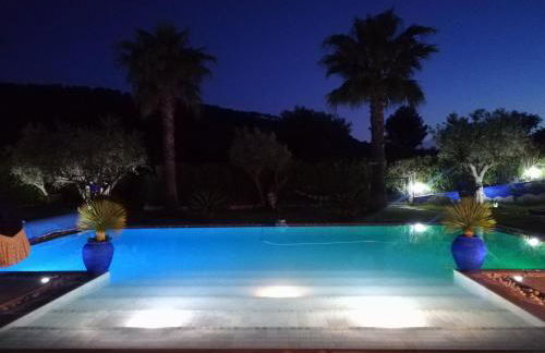 location Villa avec piscine chauffée - Foto 62