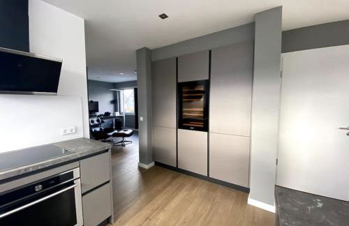 Airport-Messe Luxuswohnung, circa 10 Minuten entfernt 4 - Foto 19