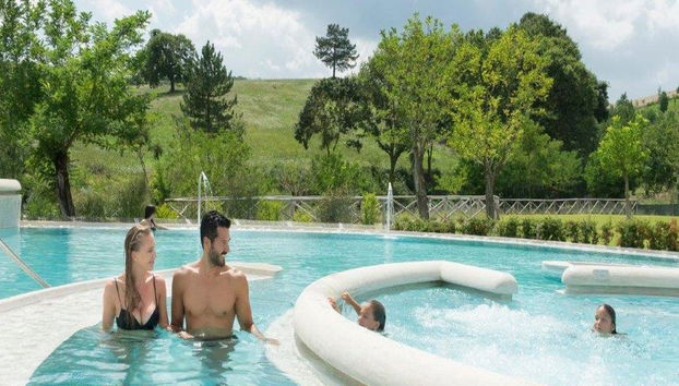 Bilhete para as Termas de Theia e Degustação de Comida Local - Foto 3