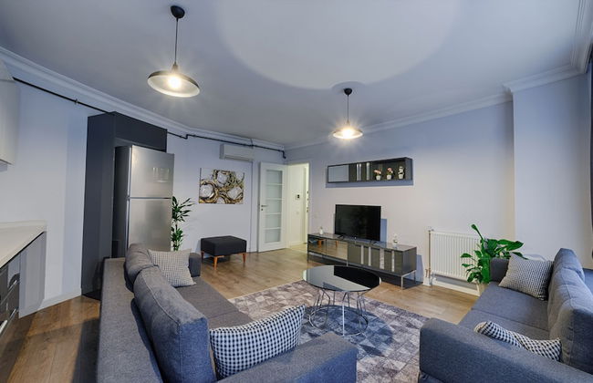 Gorgeous Central 2BR Condo w City Views - Foto 20