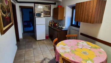 Natura tra bosco e lago - Foto 4, stove