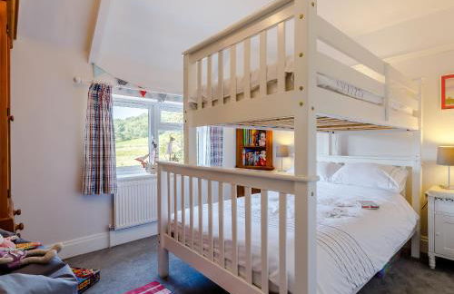 Yew Tree House - Photo 13