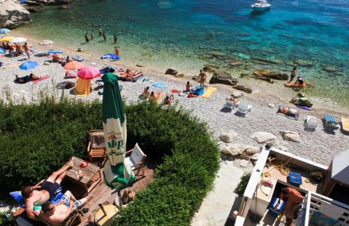 Robinson Elizabeta - Photo 8