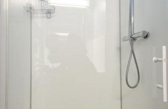 Gîte Chalet 4 pers. - Camping Les Berges du Bramont - Foto 18