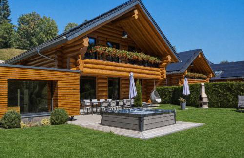 Ferienblockhaus Schwarzwald - Luxus Chalet mit Sauna & Whirlpool - Foto 1