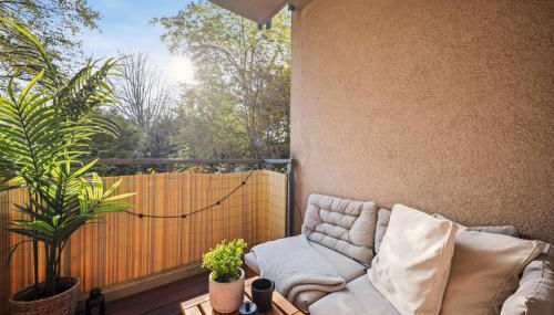 EDLER WOHNRAUM Luxuriöse Stadtoase mit Balkon, Kaffeevollautomat, Lift & Parkplatz - Foto 3, Garden, Garden view